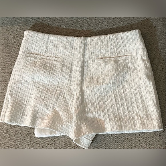Zara| high waisted skort - Picture 2 of 2